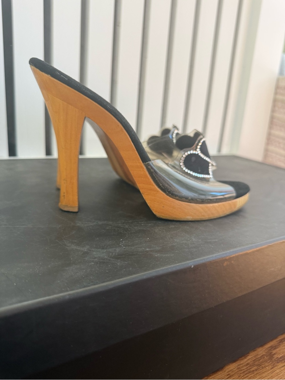 BETSEY JOHNSON VINTAGE RARE (1990's) SEXY WOODEN/PVC preowned size 8 - Picture 5 of 10